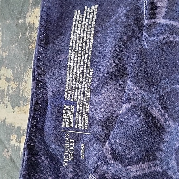 Victoria's Secret legging - Picture 6 of 7